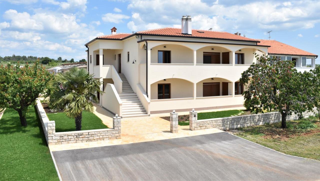 Apartmani Diana Novigrad (Istria) Exterior foto